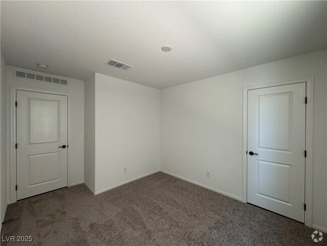Building Photo - 5331 Barcola Ave Rental