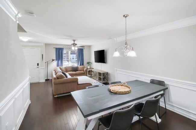 Photo - 100 Stratford Lakes Dr Unit SL 276 2 Bed 2.5 Bath