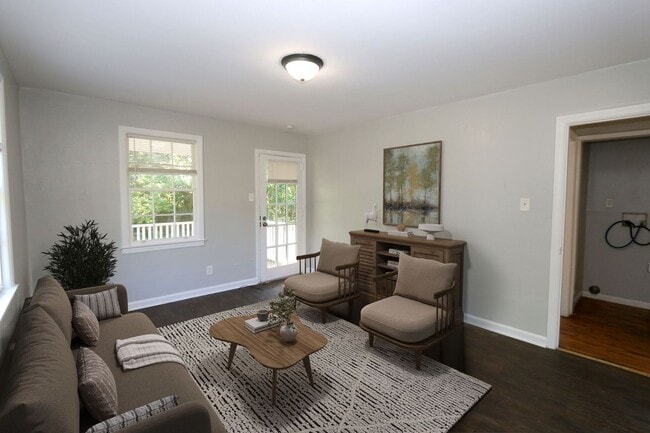Photo - 2309 Lorraine Dr