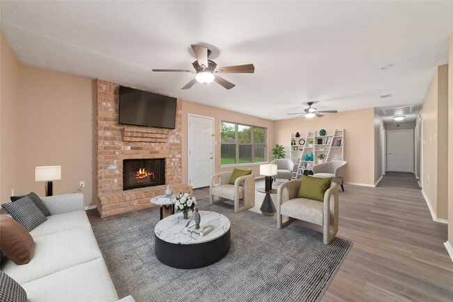 Photo - 14250 Laffite Dr