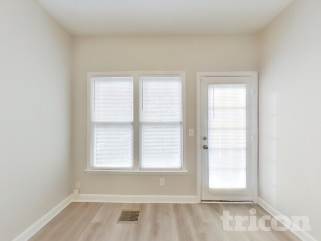 Photo - 4932 Tulip Grove Ln