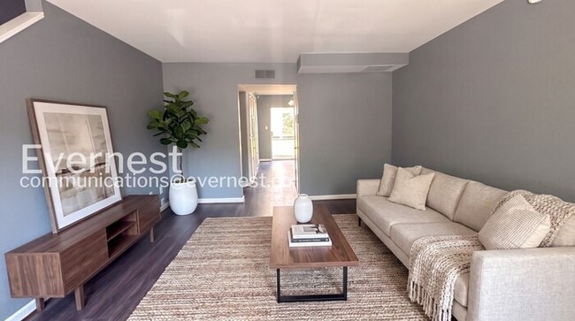 Photo - 2620 Southbury Cir