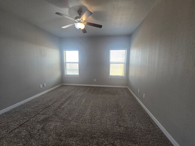 Photo - Great home in Pecan Park
