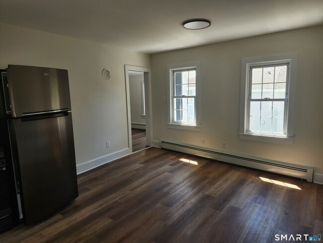 Photo - 82 State St