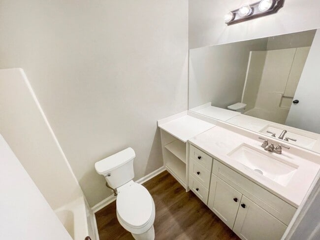 Photo - 4800 Chasebrook Dr