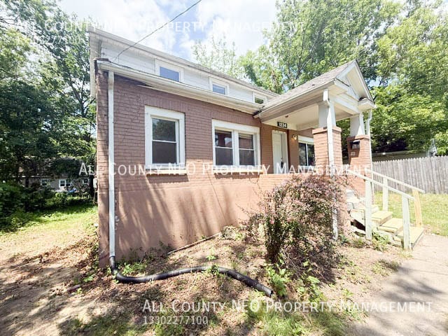 Photo - 1234 Winton Ave