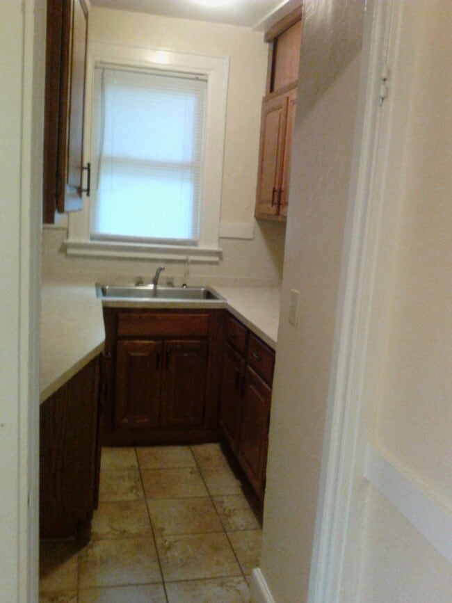 Butler Pantry - 425 Fountain St Unit 1st Floor