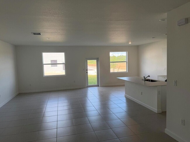 Photo - 19407 SW 340th St