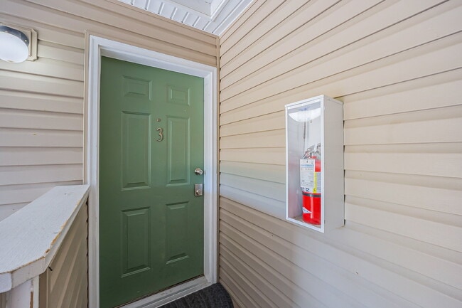 Photo - Fantastic location! 2 Bedrooms, 2 Bathroom... Unit #C3