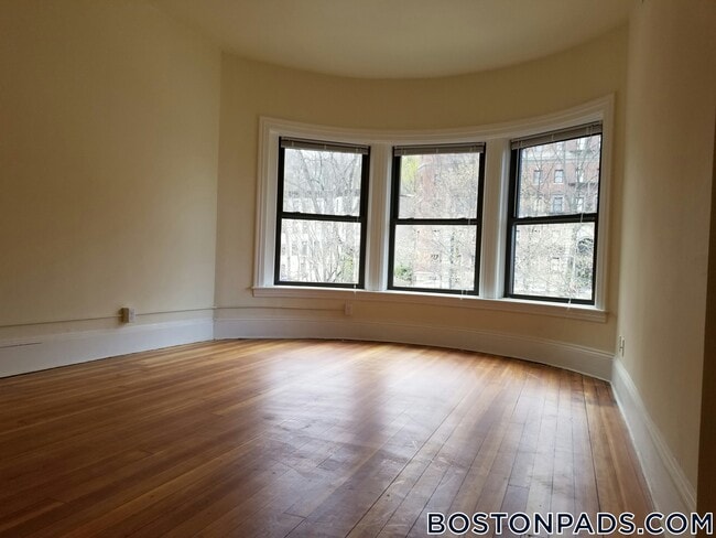 Photo - 1463 Beacon St Unidad 22