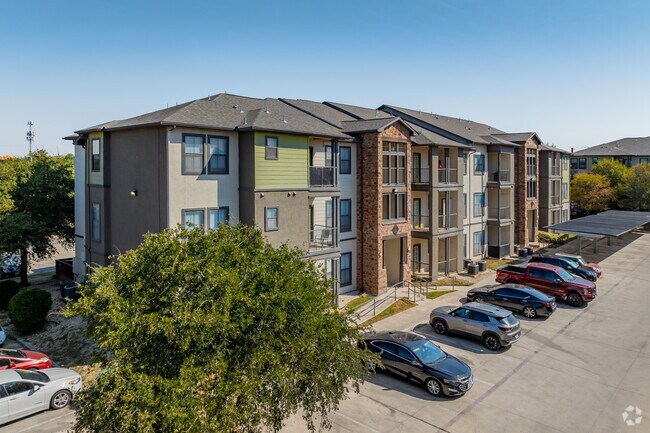 Primary Photo - Emerge Vista