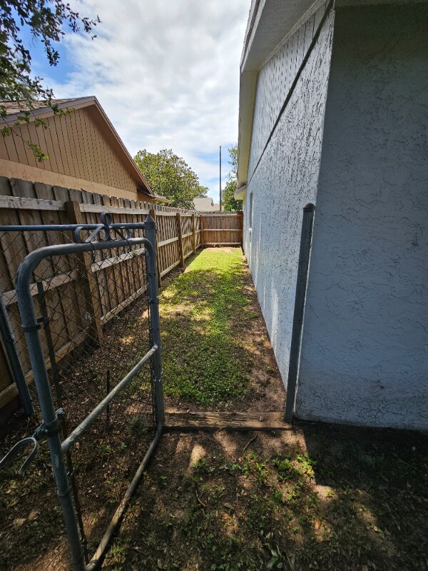 Photo - 1703 Newland Pl