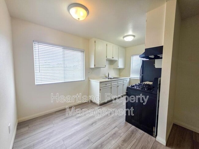 Photo - 955 Imperial Beach Blvd