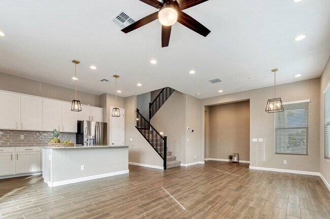 Photo - 4349 E Berkeley Rd