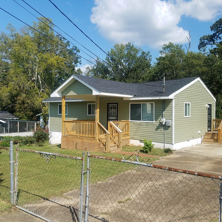 Photo - 1710 Taylor St