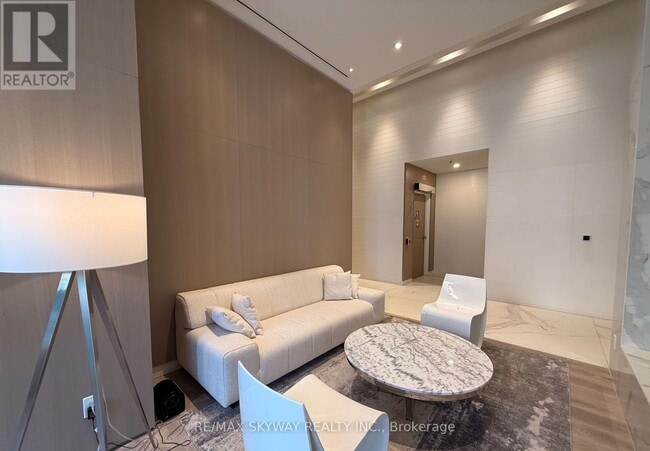 Photo - 370 Martha St Unit 505