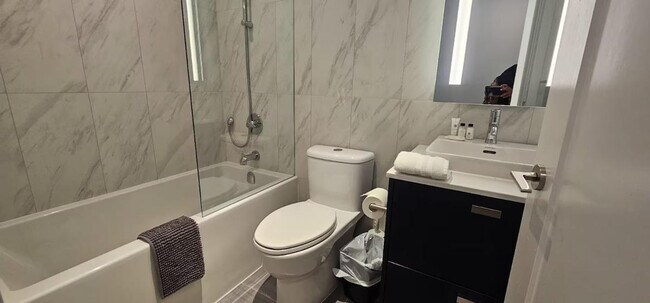 Photo - 470 Front St W Unit ID1286445P