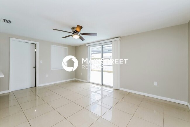 Photo - 3 Bedroom Pet-Friendly Home in NEW PORT RI...