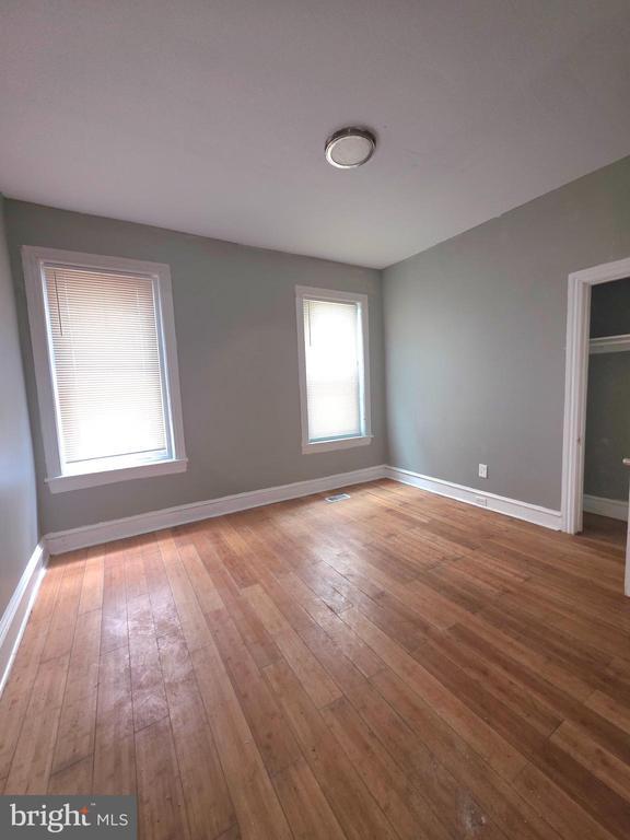 Photo - 5508 Walnut St