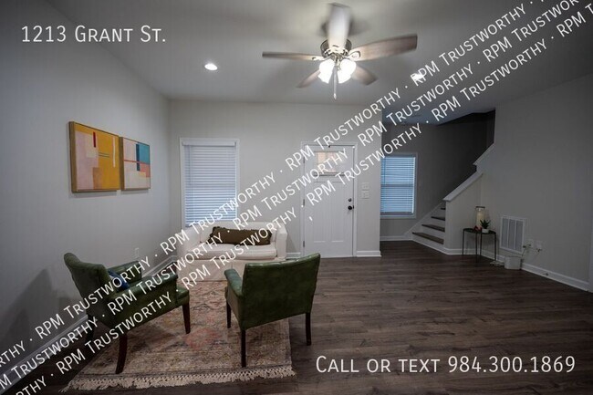 Photo - 1213 Grant St