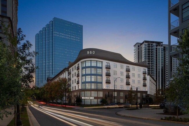 Building Photo - Buckhead 960 Rental