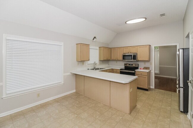 Photo - 1502 Appling Wood Cove S