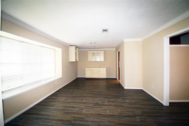 Photo - 1806 Cedarwood Ct