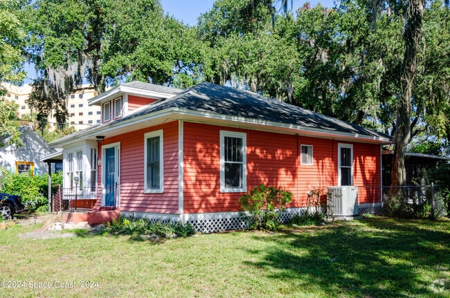 Building Photo - 1211 Houston St Rental