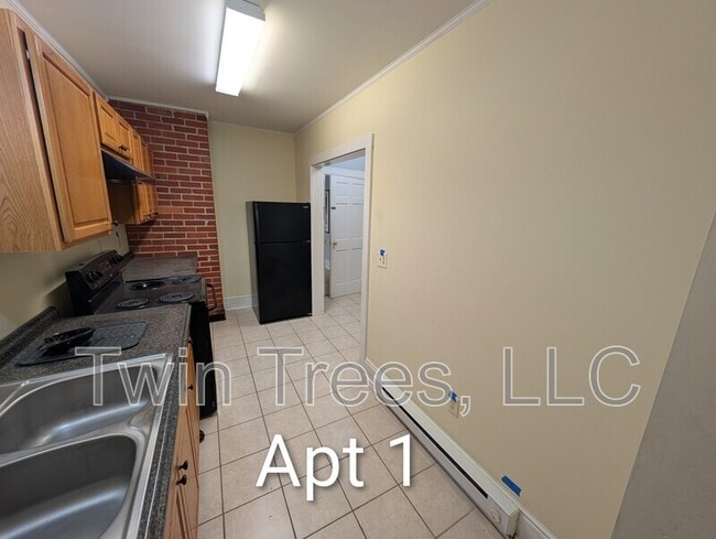 Photo - 5958 Main St Unit 1
