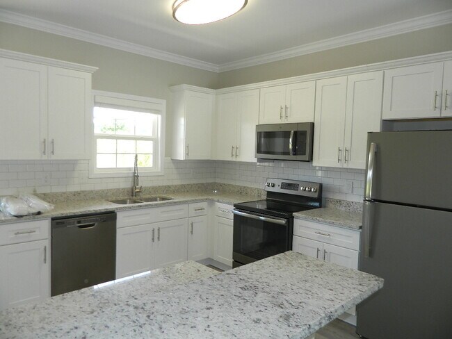 Photo - 3057 Sunny Creek Way