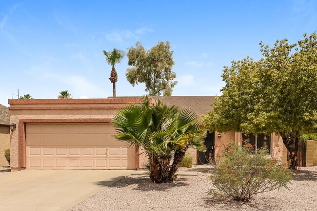 Photo - 1232 E Utopia Rd Casa