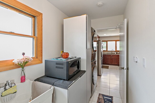 Photo - 1037 Conrad Ct