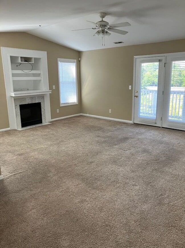 Building Photo - 807-I Unit 807-I Rental