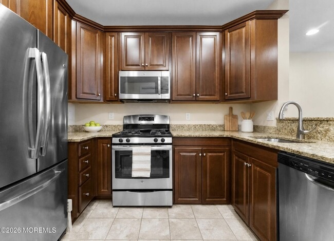 36 Kyle Dr