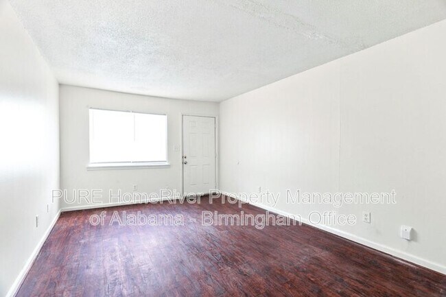 Photo - 8017 1st Ave S