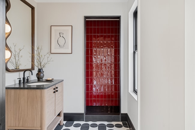 Photo - Antique Auto &amp; Classic Car Storage Unidad 1