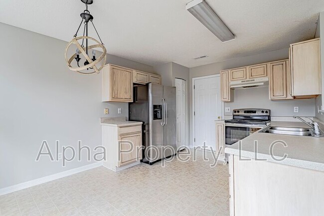 4 Buzzell Ct