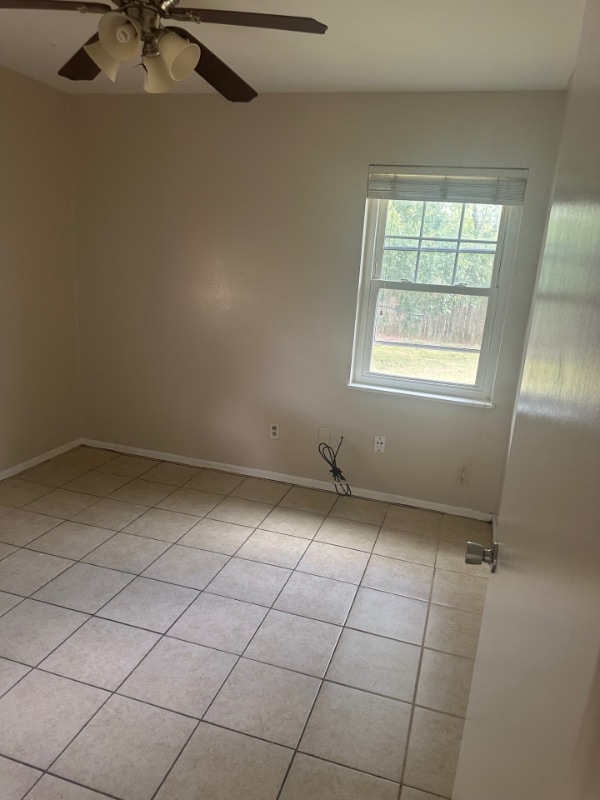 Photo - 1200 La Porte Dr