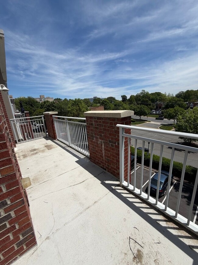 Photo - Top-Floor 2BR/2BA Corner Condo in the Heart of Dilworth Near Uptown Charlotte!