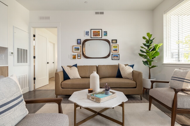 Furnished Corporate unit options!
