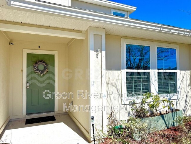 Photo - 8704 Lake George Cir W