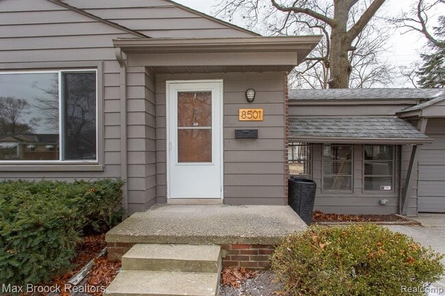 Photo - 8501 Northfield Blvd