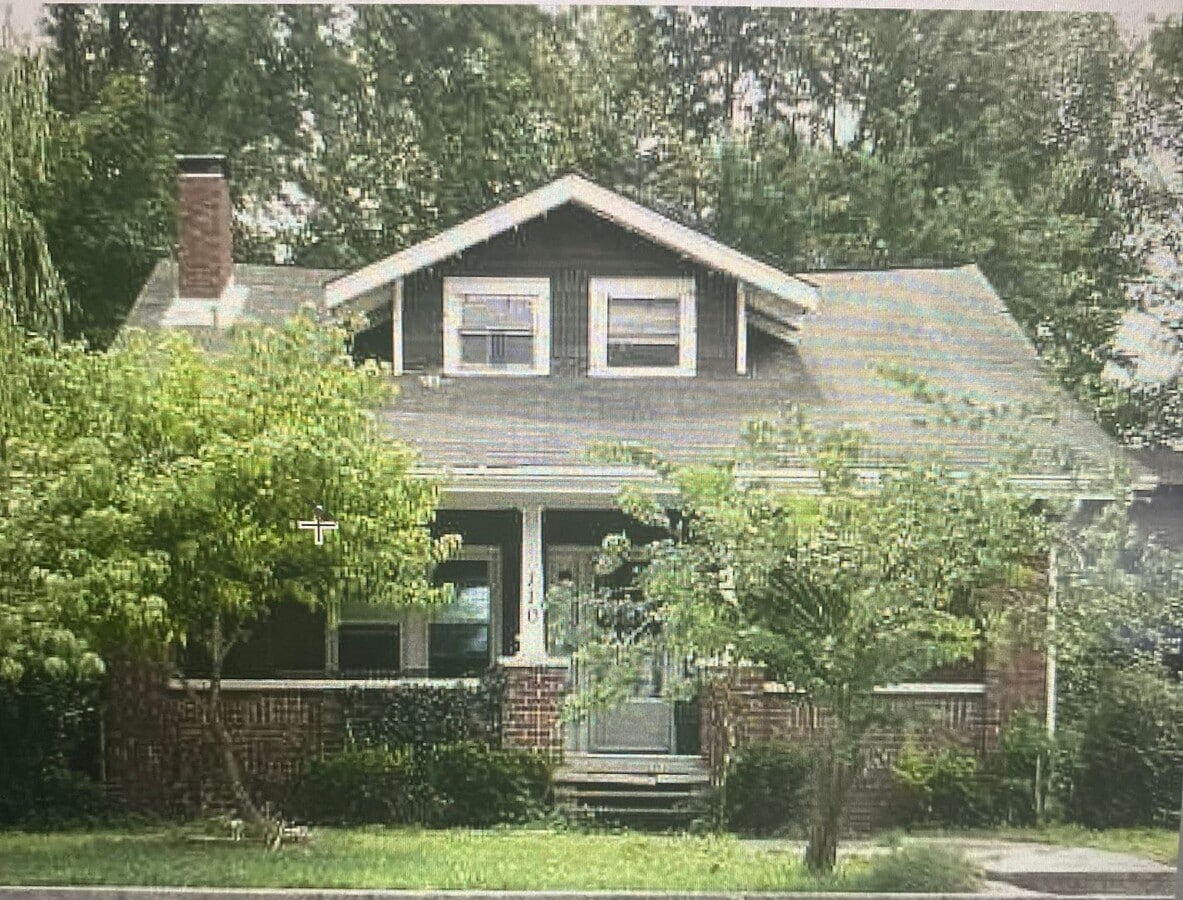 1 bedroom,/1 bath just south of town - 1 bedroom,/1 bath just south of town House