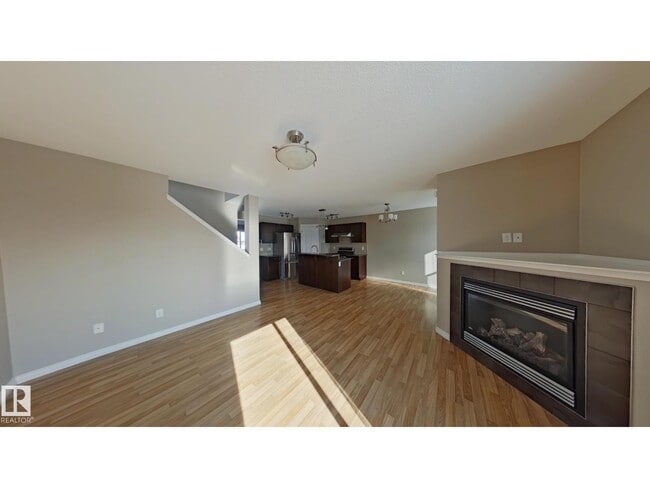 Photo - 7665 Schmid Crescent NW
