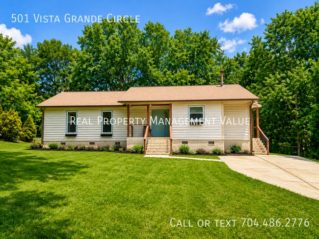 Building Photo - 501 Vista Grande Cir