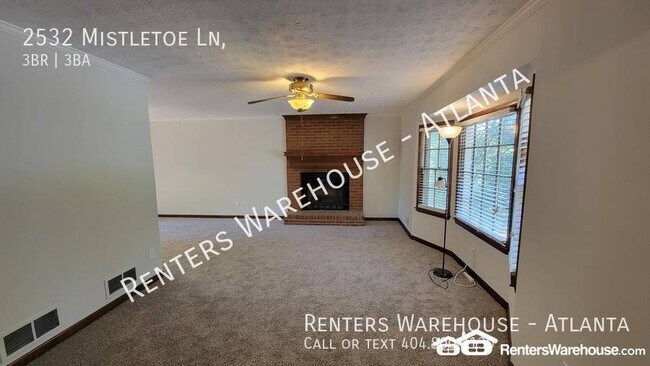 Photo - 2532 Mistletoe Ln SW