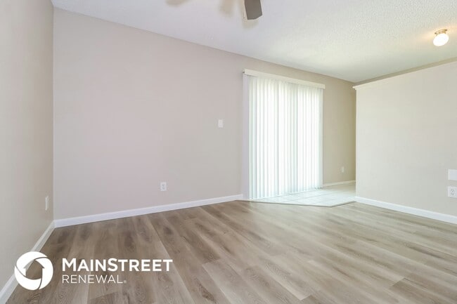 Photo - 8517 W Indianola Ave