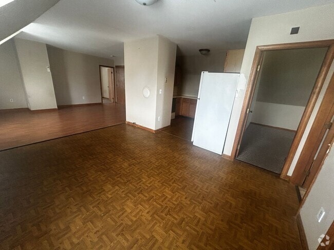 Building Photo - 435 Dubuque St Unit 435-3 Dubuque Rental