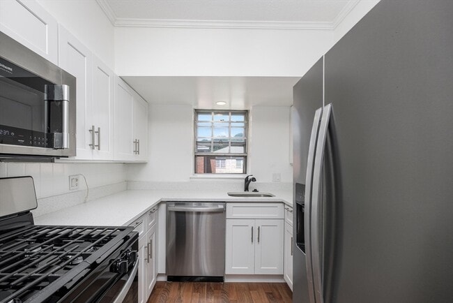 Photo - 210 Lake Shore Rd Unit 3