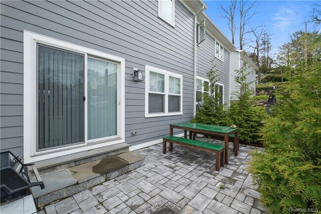 Photo - 3B Sterling Ave